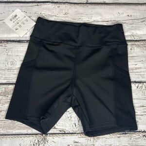 NWT S2AW Black Bike Sorts Size M